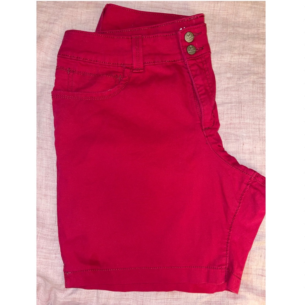 Lee Premium Label Naturally Slimming Shorts Red Size 14 Medium